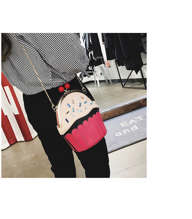 Women's Small Pu Leather Ice Cream Cute Bucket Clipped Button Shoulder стиле bag display picture 4