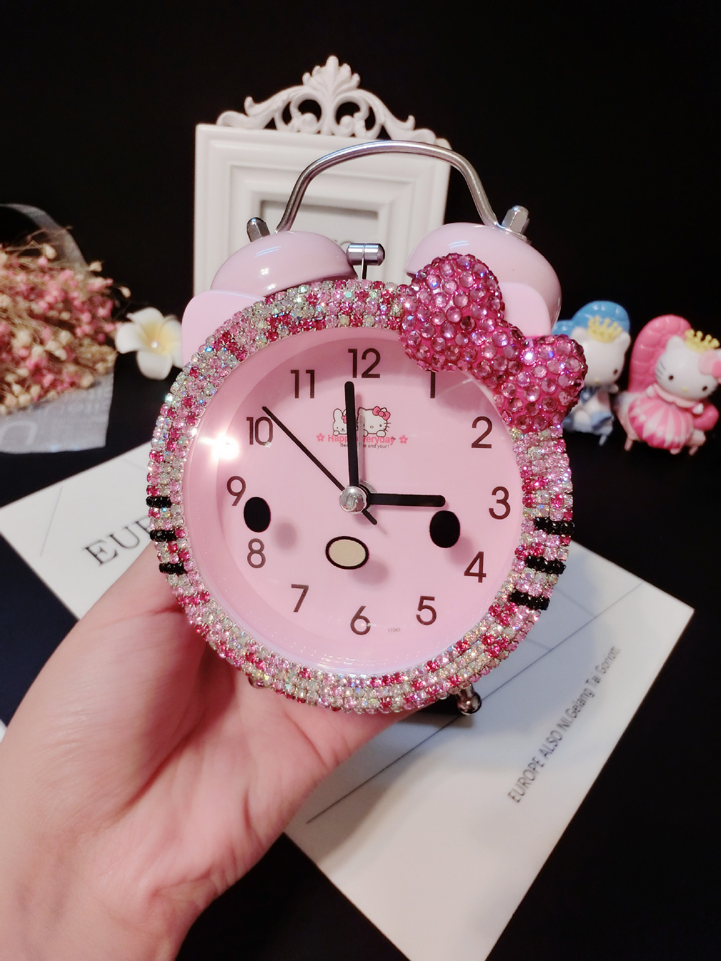 kt cat cartoon diamond alarm clock