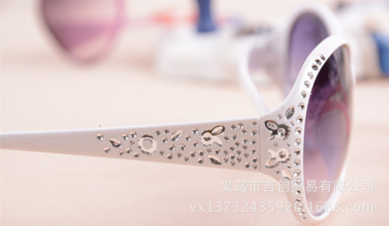 2814169796_347566199