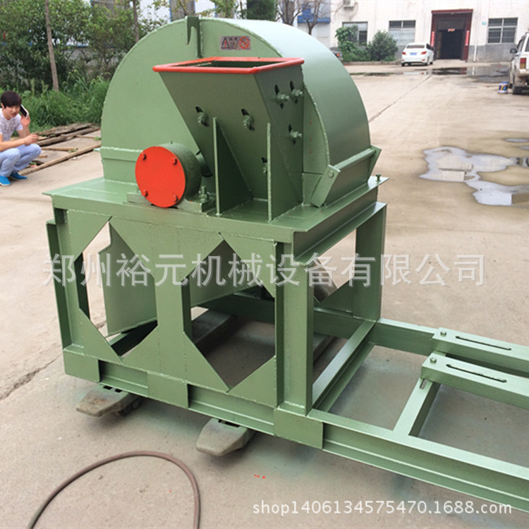 现货供应大型木屑粉碎机 盘式木材粉碎机 高效木屑机厂家