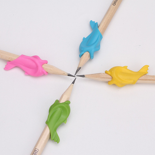 Dasheng Stationery Children's Pencil Holder Silicone Pencil Holder Corrector for Primary School Students Manufacturer Wholesale