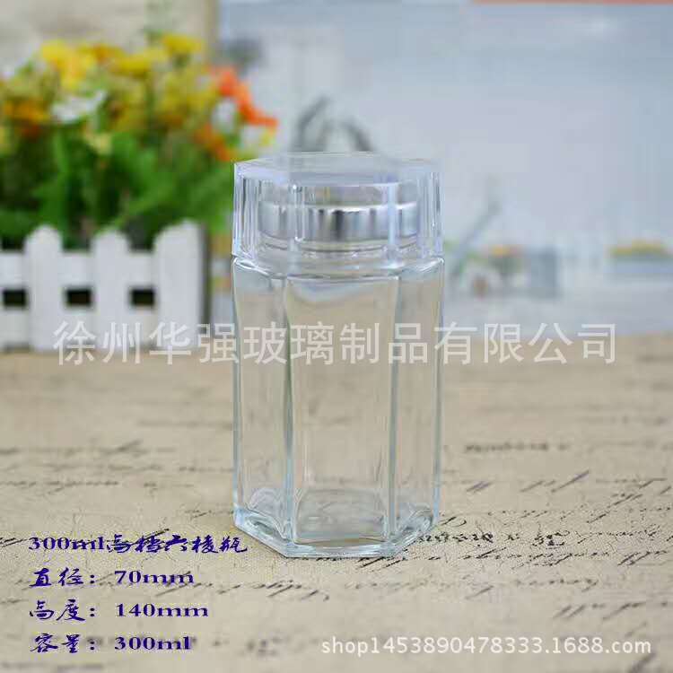 新款扁六棱蜂蜜玻璃瓶带嘴设计雕花玻璃瓶晶白料燕窝瓶果酱玻璃瓶