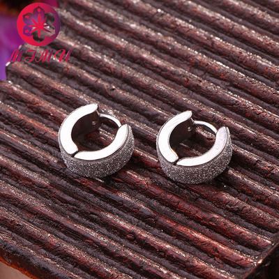 米沐创意款潮男个性气质朋克耳钉 金色贴纸磨砂钛钢耳扣耳环女|ms