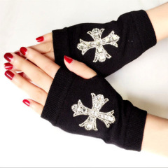 水兵舞手套露指鉚釘手套毛線手套春秋黑色半指手套男女演出手套女