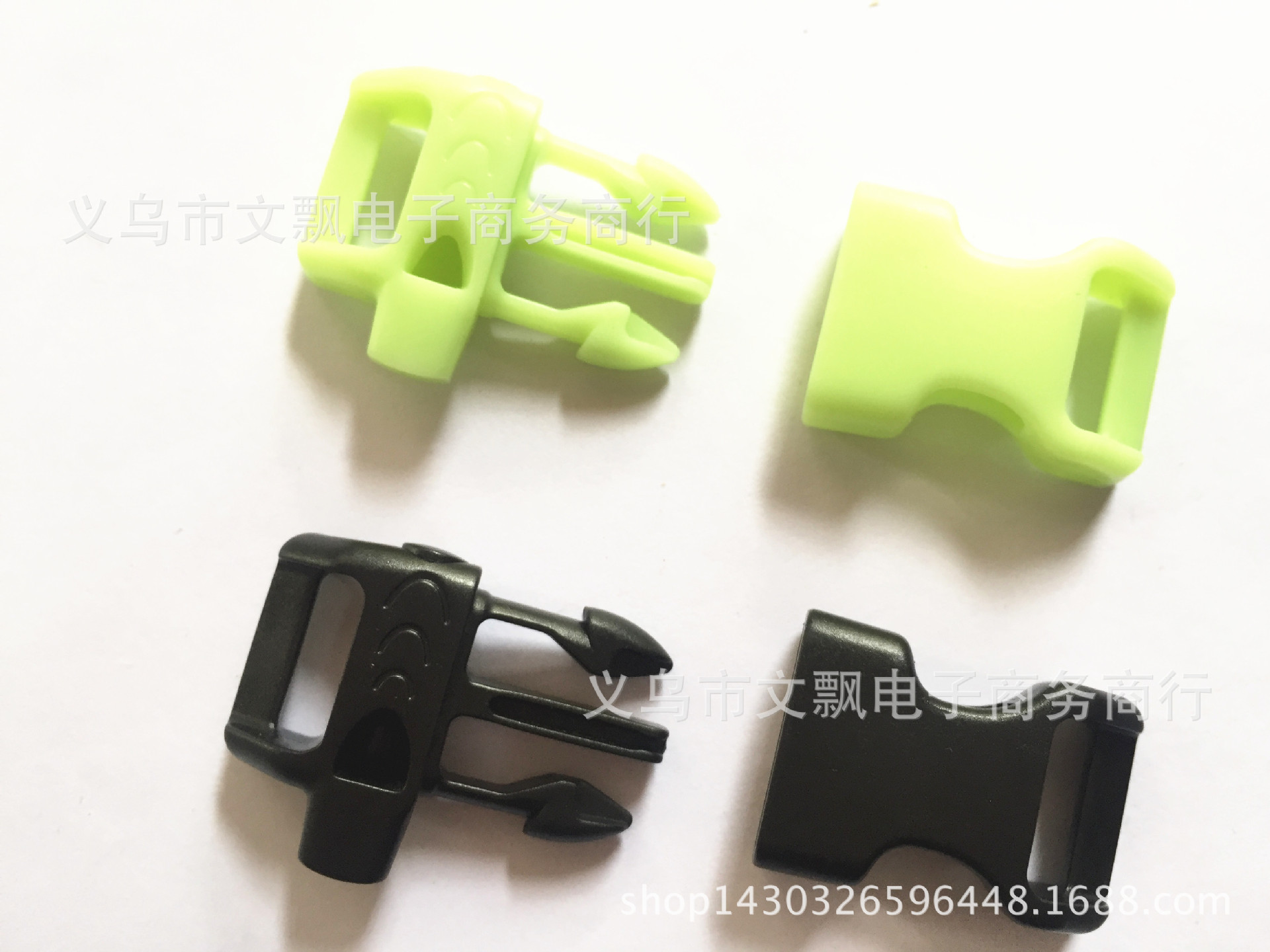 Quality bag accessory, travel backpack, plastic whistle with clasp