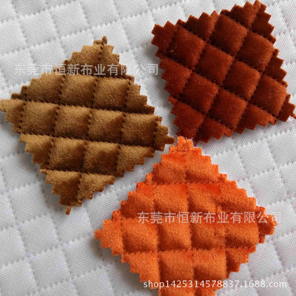 厂家销售丝绒布无线夹棉超声波压纹多层复合制衣服装外套保暖面料