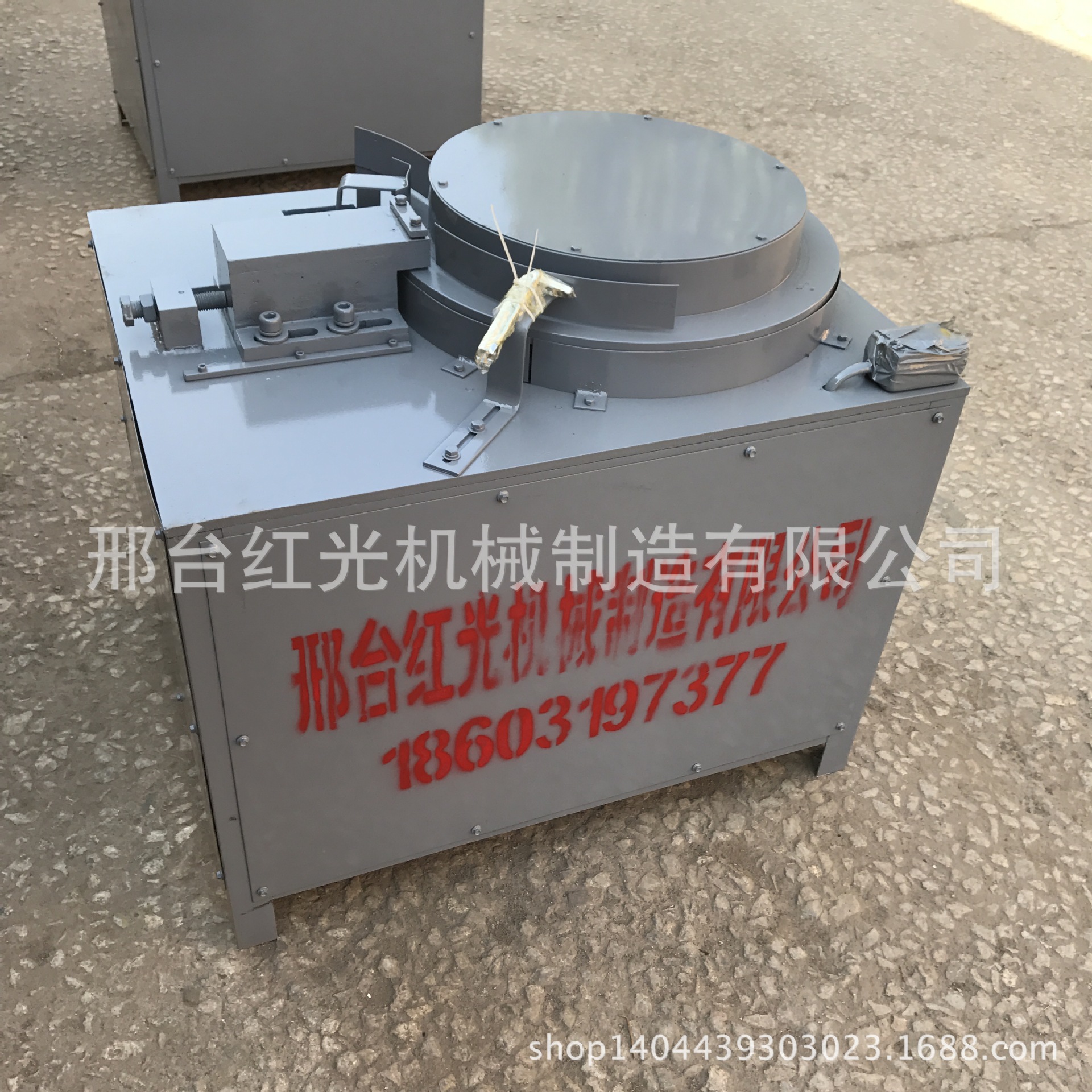 金属管件 圆管刻字机 打标机 滚字机