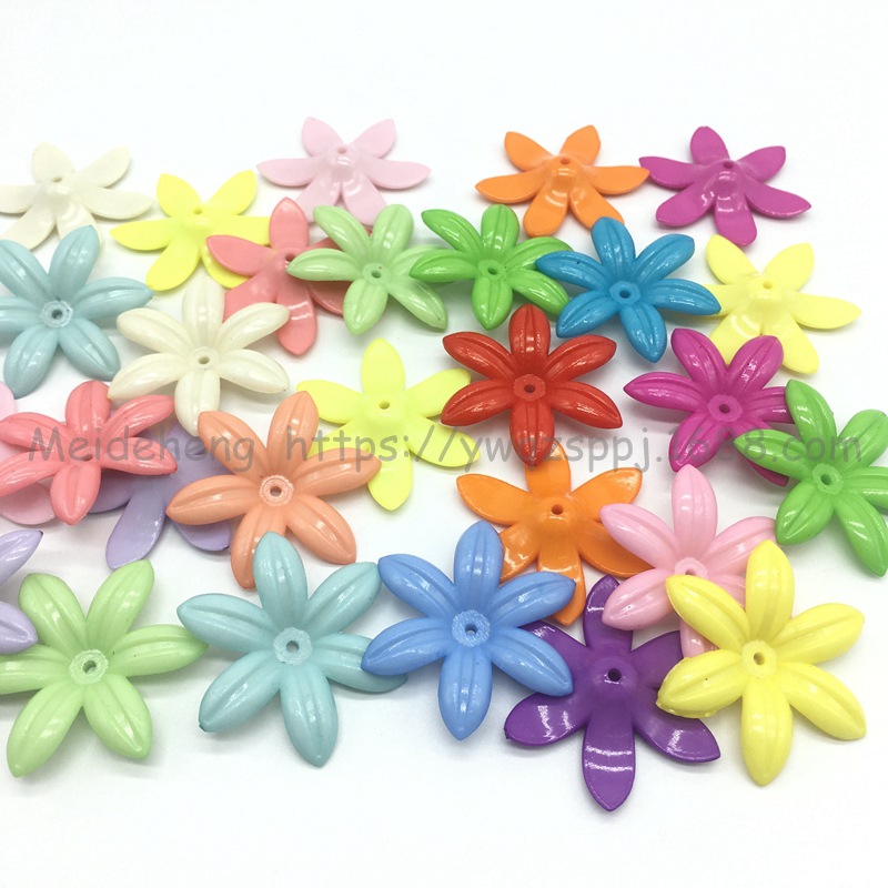Candy-colored solid color, flower leaf, Daisy, six-leaf flower, bride's updo, handcrafted hair hairpin, Korean-style wedding hair accessory detail image 6