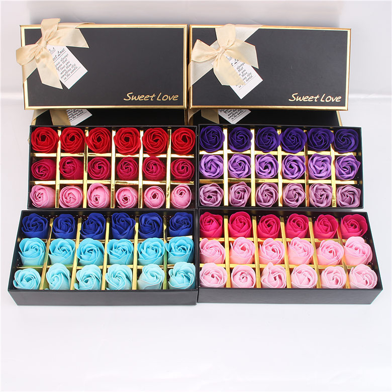 3683488341_2094782533