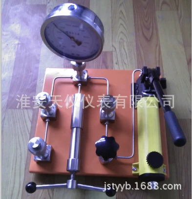 Ручной гидравлический источник Настольный ручной гидравлический насос Многоходная станция контроля давления на выходе калибратор давления