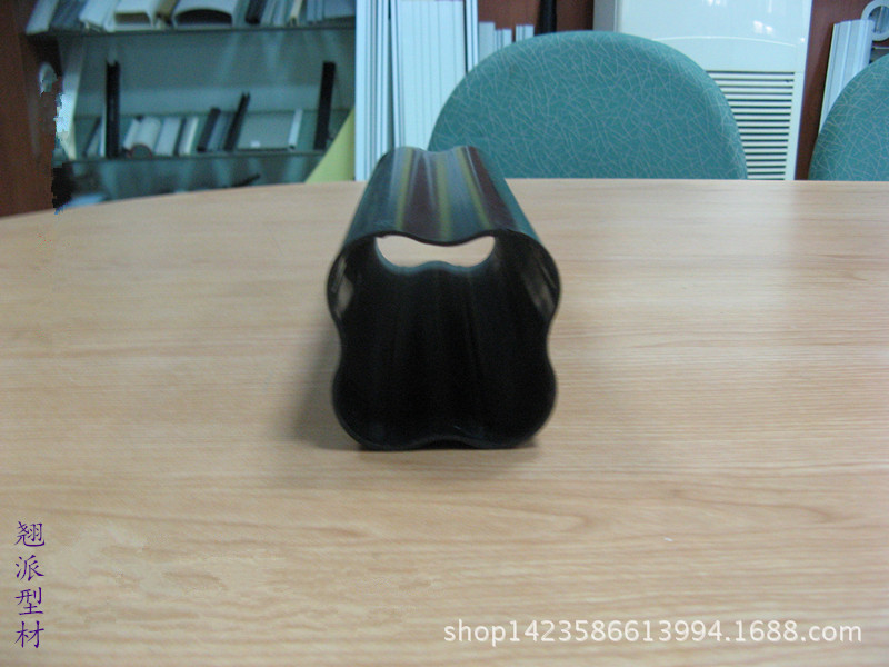 专业生产厂家生产各种形状不同颜色ABS挤出型材--大ABS异型管