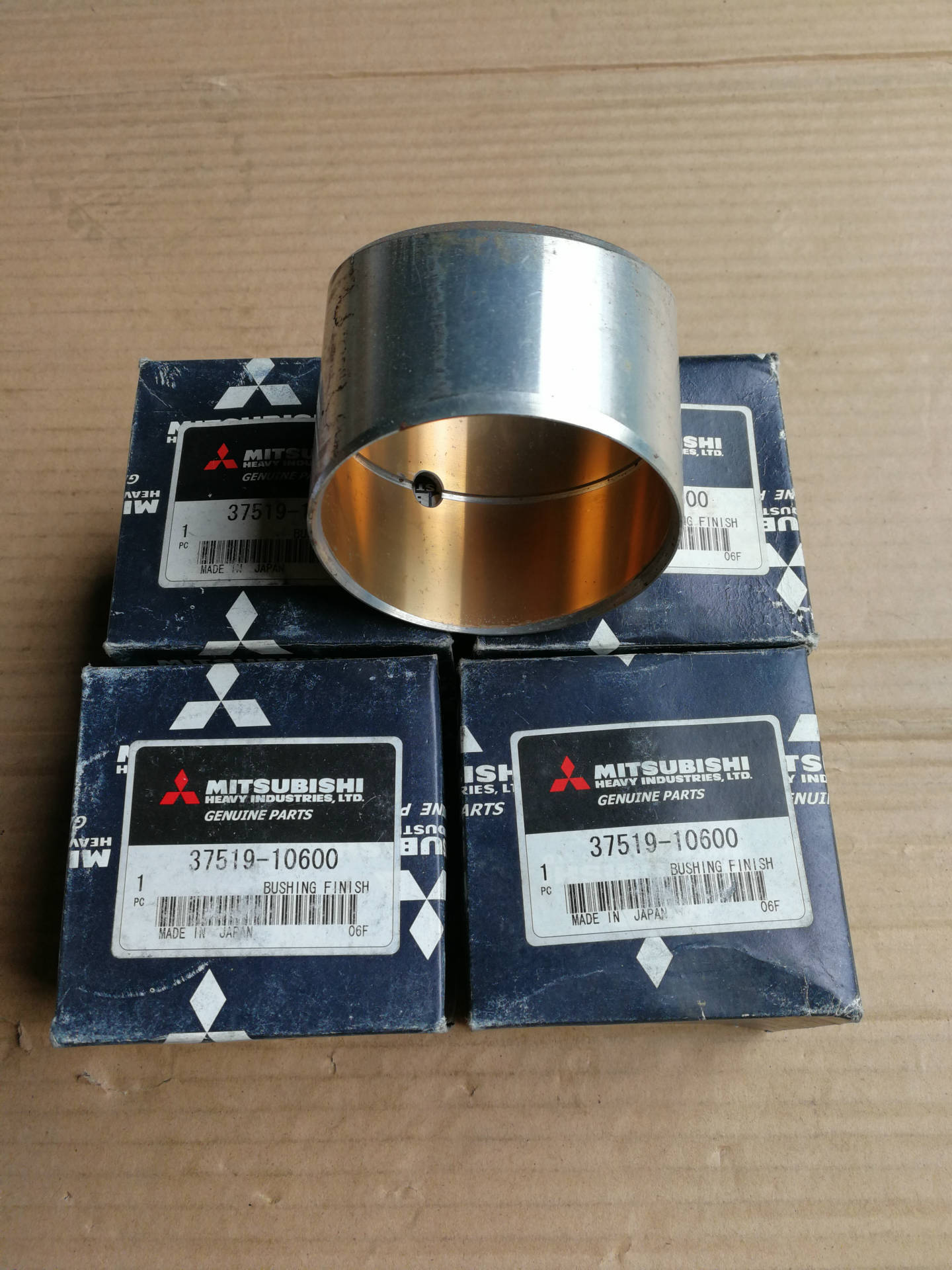 供应三菱发动机配件连杆衬套37519-10600