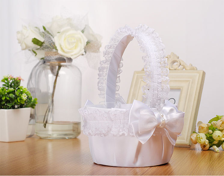 Western-style wedding, white lace trim, creative bow, bride's wedding candy basket, flower boy scattering flowers, wedding props detail image 2