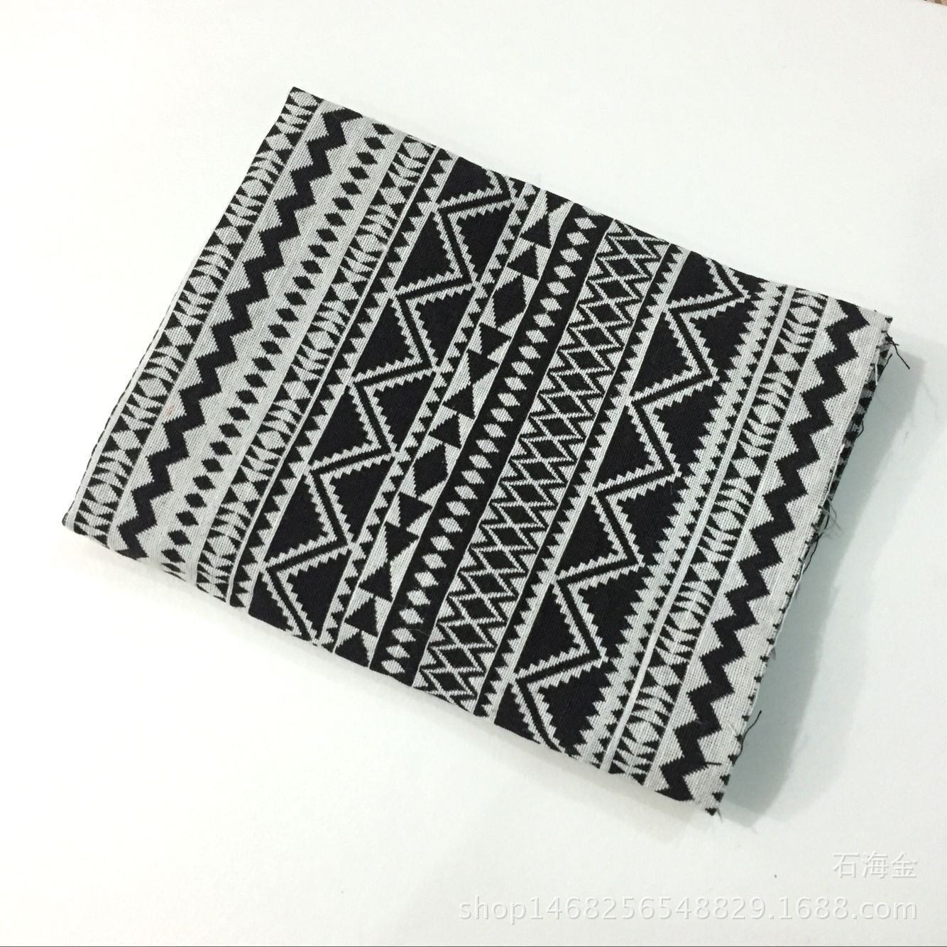 现货 黑白提花民族风面料 色织涤棉沙发靠抱枕服装鞋材帽箱包面料