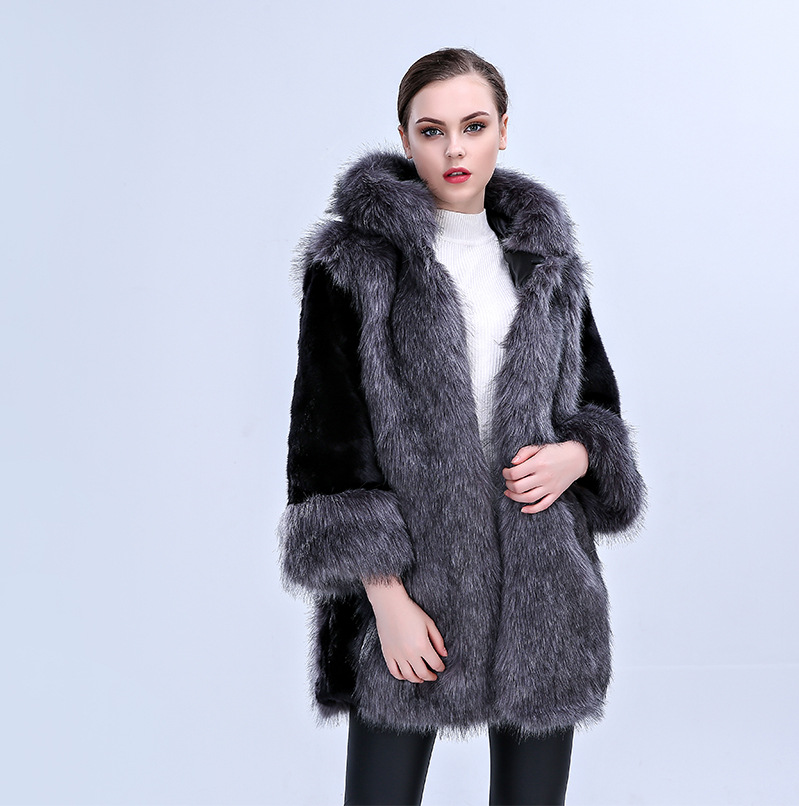 Damesmodejas Luxe lange nertsjas met capuchon_voghion.com