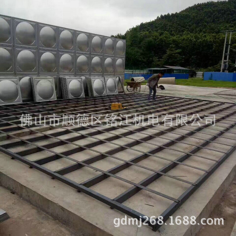 大量供应冷水箱 不锈钢水箱 不锈钢生活水箱 不锈钢组合水箱