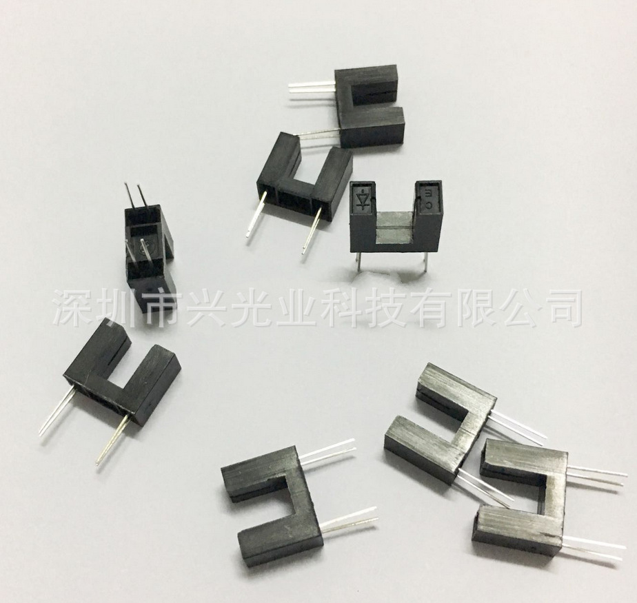 亿光 ITR8402 槽型光电传感器 对射式光电开关 ITR-8402-A-F