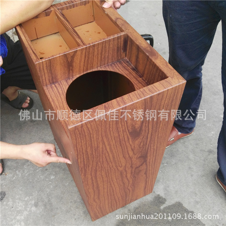 郑州不锈钢转印木纹加工不锈钢仿古花格花窗 中式仿古仿旧木纹板