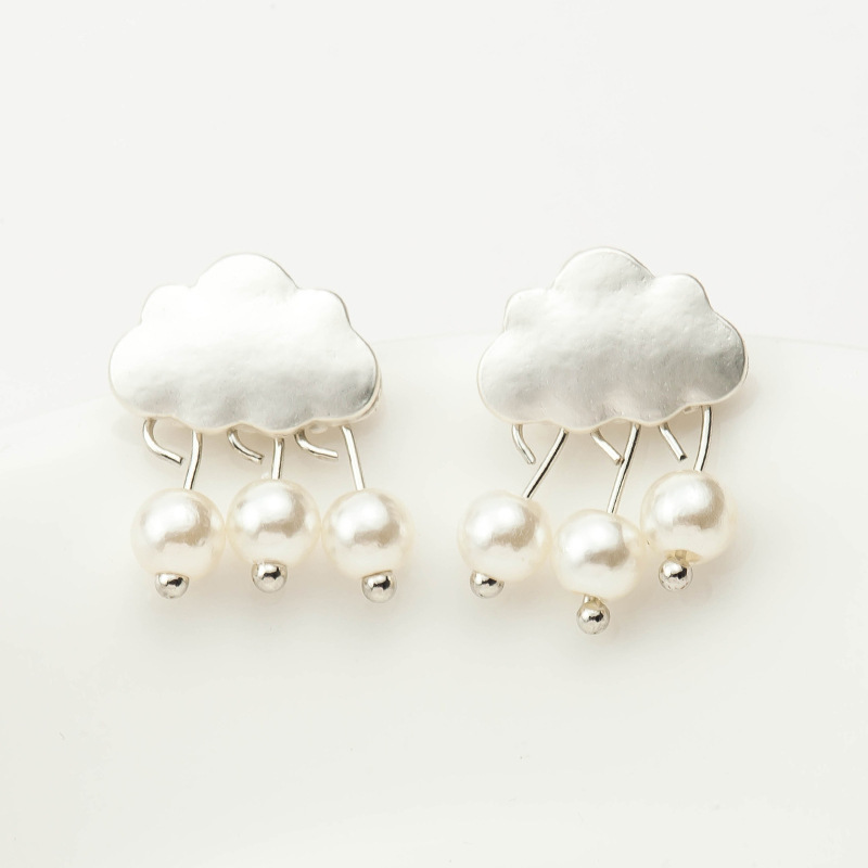 Sweet Pearl Cloud Dunkle Wolke Ohrringe Vergoldetes Silber Glattes Wetter Wasser Tropfen Regentropfen Ohrringe Hersteller Großhandel display picture 3