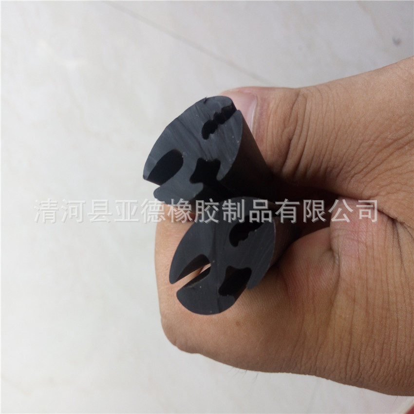机械密封条 pvc密封条  橡塑密封条 三口密封条