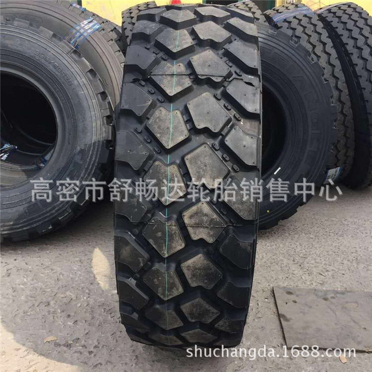 现货供应305/80R20 三角越野轮胎 越野车轮胎