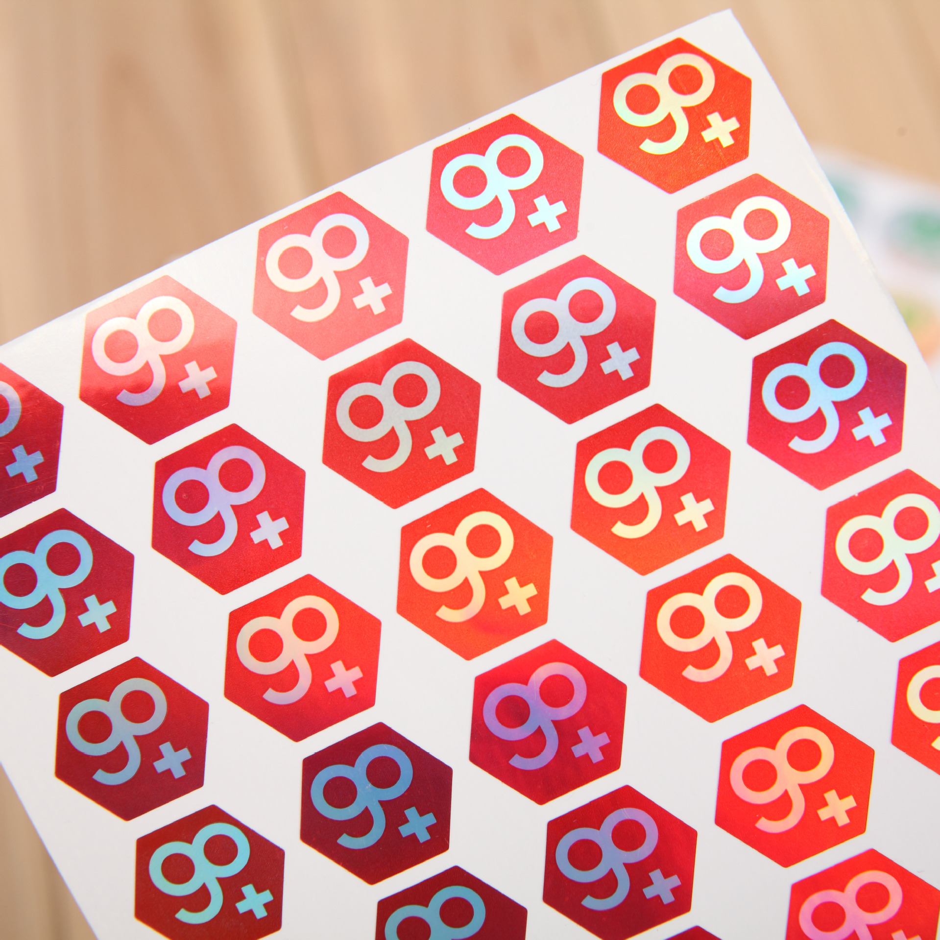 激光镭射不干胶防伪标签贴纸防水防拆标签电子产品标签贴纸