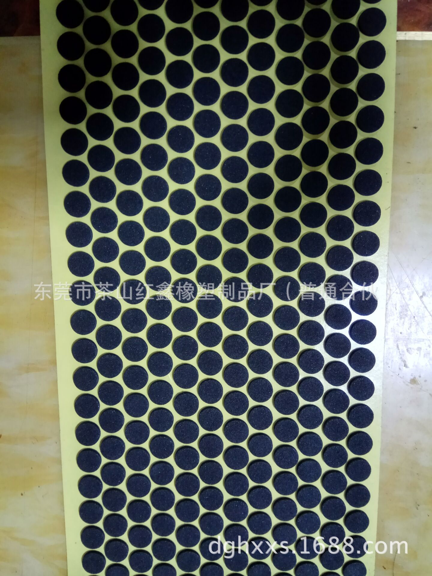 供应各种电子电器防滑脚垫 泡棉脚垫 硅橡胶垫 支持来图来样定制|ms