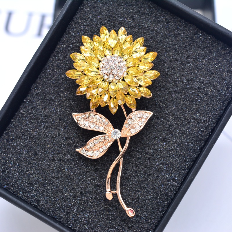 Sunflower diamond-encrusted brooch Korea...