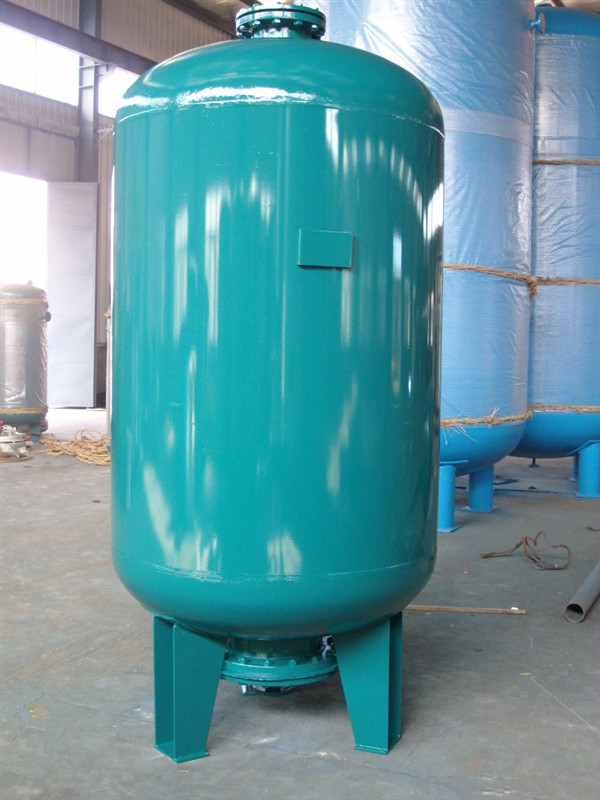 Inflation bag-type pressure stabilisation tank manufactured for industrial pressure control applications