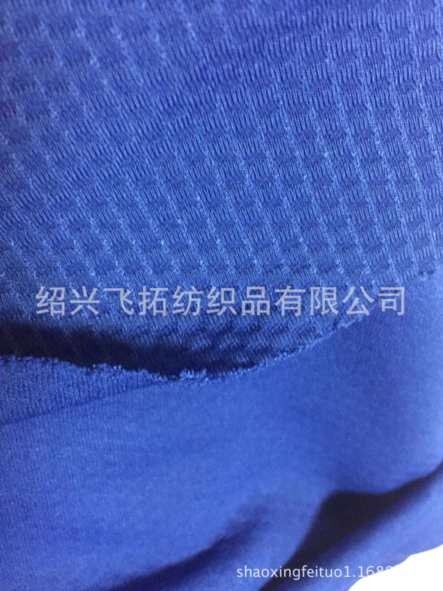 厂家直销针织全涤提花低弹蜂巢布 高档全涤提花布