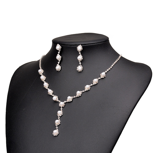 Cross-border new product launch: Pearl necklace set with sparkling rhinestone long earrings—versatile European and American-style bridal wedding accessories.