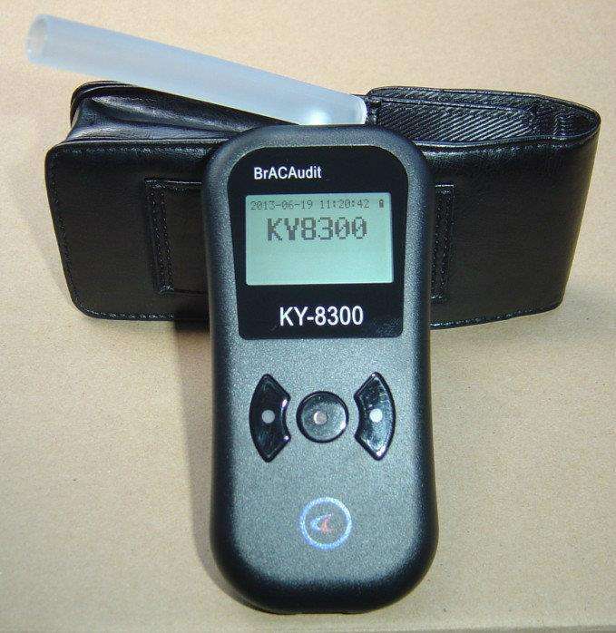 花豹3号KY-8300酒精检测仪呼吸式酒精检测仪 酒精测试仪