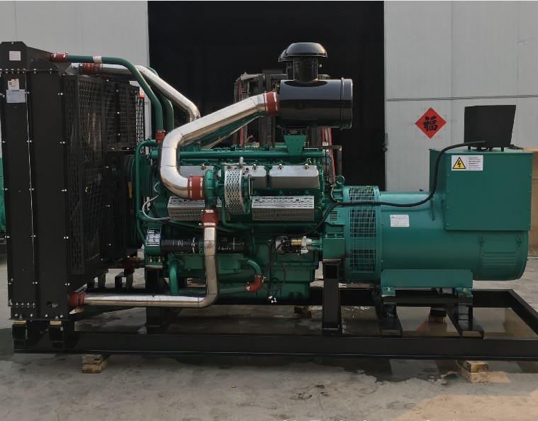 新乡600千瓦柴油发电机  房地产工地电源机 上柴发电机组600kw电