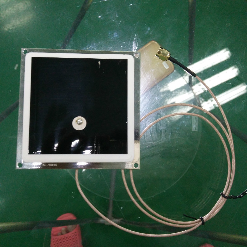 RFID超高频外接天线6DBi陶瓷915MHz无源射频识别天线902~928MHz