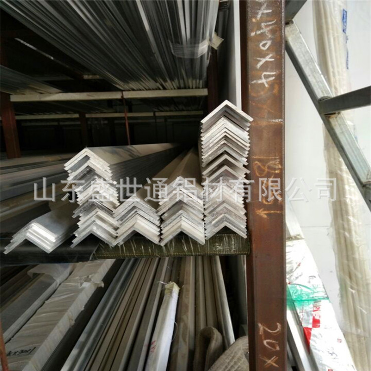 382998DE712BD2FCFB8EBCC04DADC3