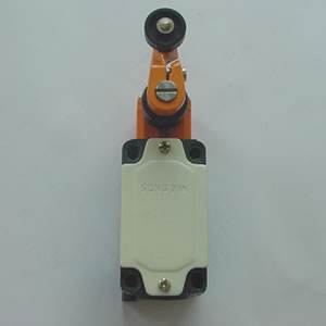 公信牌微动限位行程开关LXP1(3SE3)-404-0G/1G上海第二机床电器