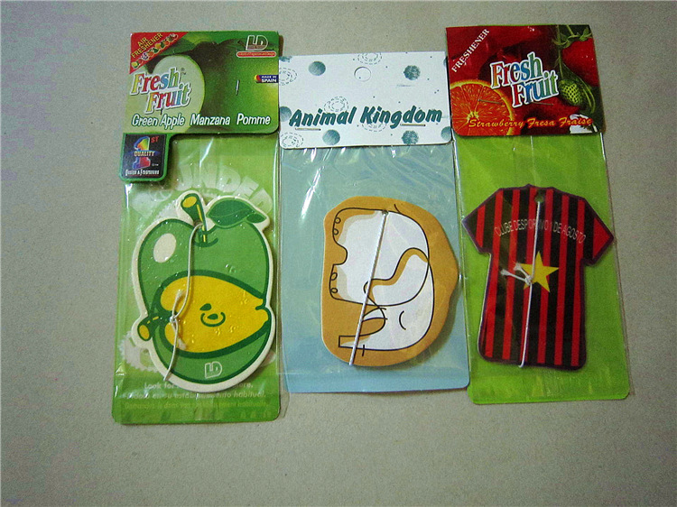 2444345632_1205030549