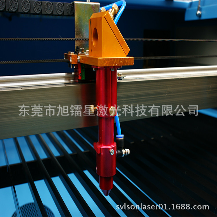 有机玻璃激光雕刻机家居水箱浴缸鱼缸奖杯工艺品亚克力激光切割机