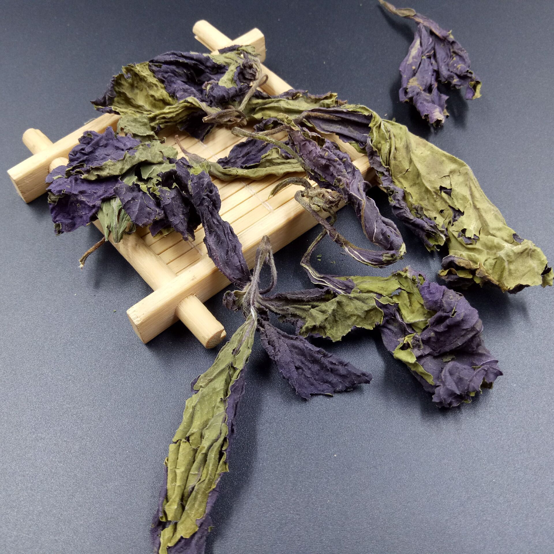 紫苏-药用植物花谱-图片