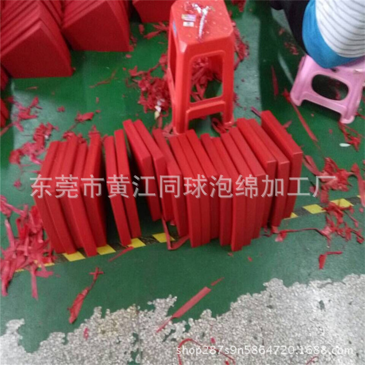 同球泡绵商家定做2kgPU发泡地铁门软翼，pu海绵发泡肩垫
