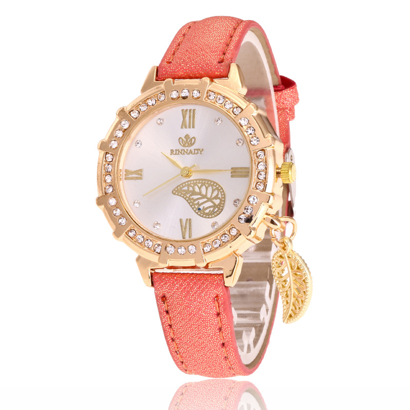 2024 Ciondolo a foglia, cintura con intarsio di diamanti, orologio casual, orologio da donna britannico alla moda con acqua romana_voghion.com