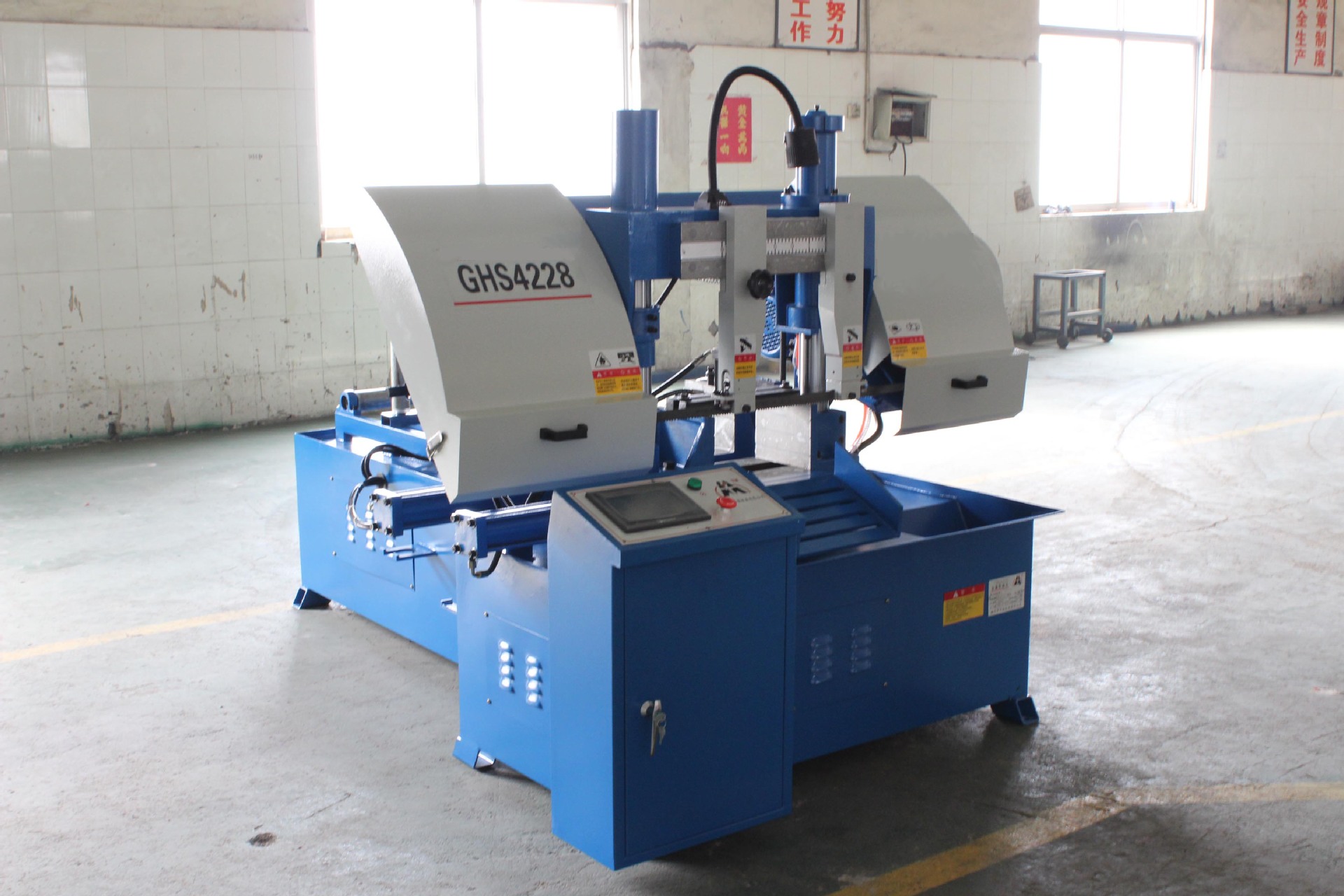 全新数控锯床GZ4230数控全自动液压金属带锯床稳定性强效率高