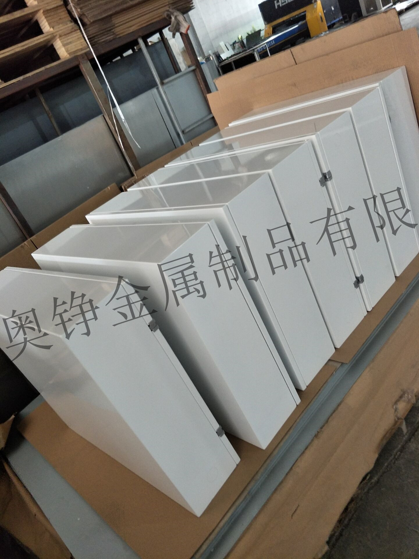 提供上海精密钣金机箱外壳 工控通讯电子仪器仪表等钣金壳体