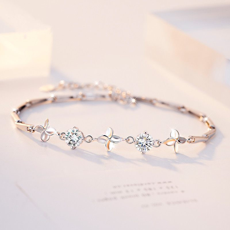 韩版镶锆石四叶草镀银手链女简约个性手饰圣诞节生日礼物厂家批发|ru