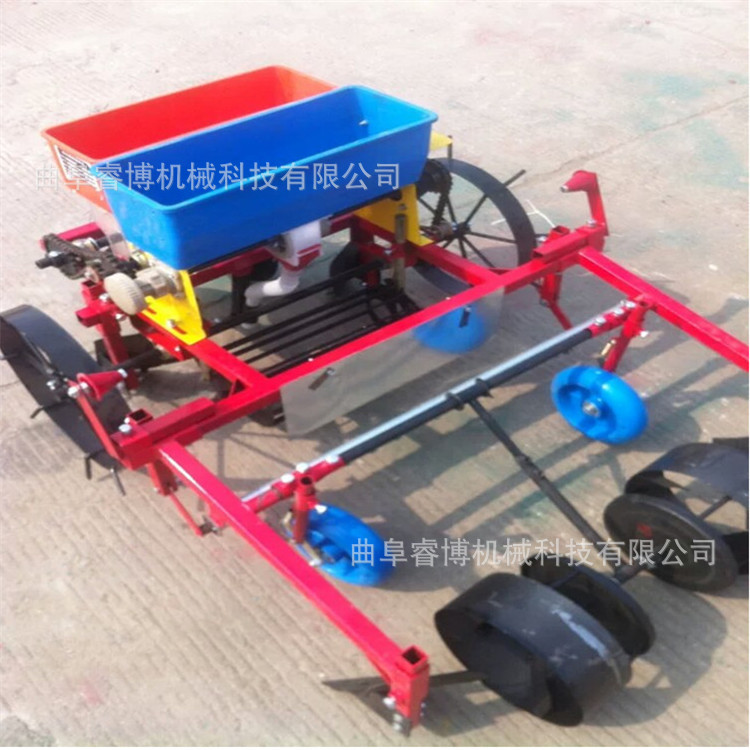 覆膜播种机