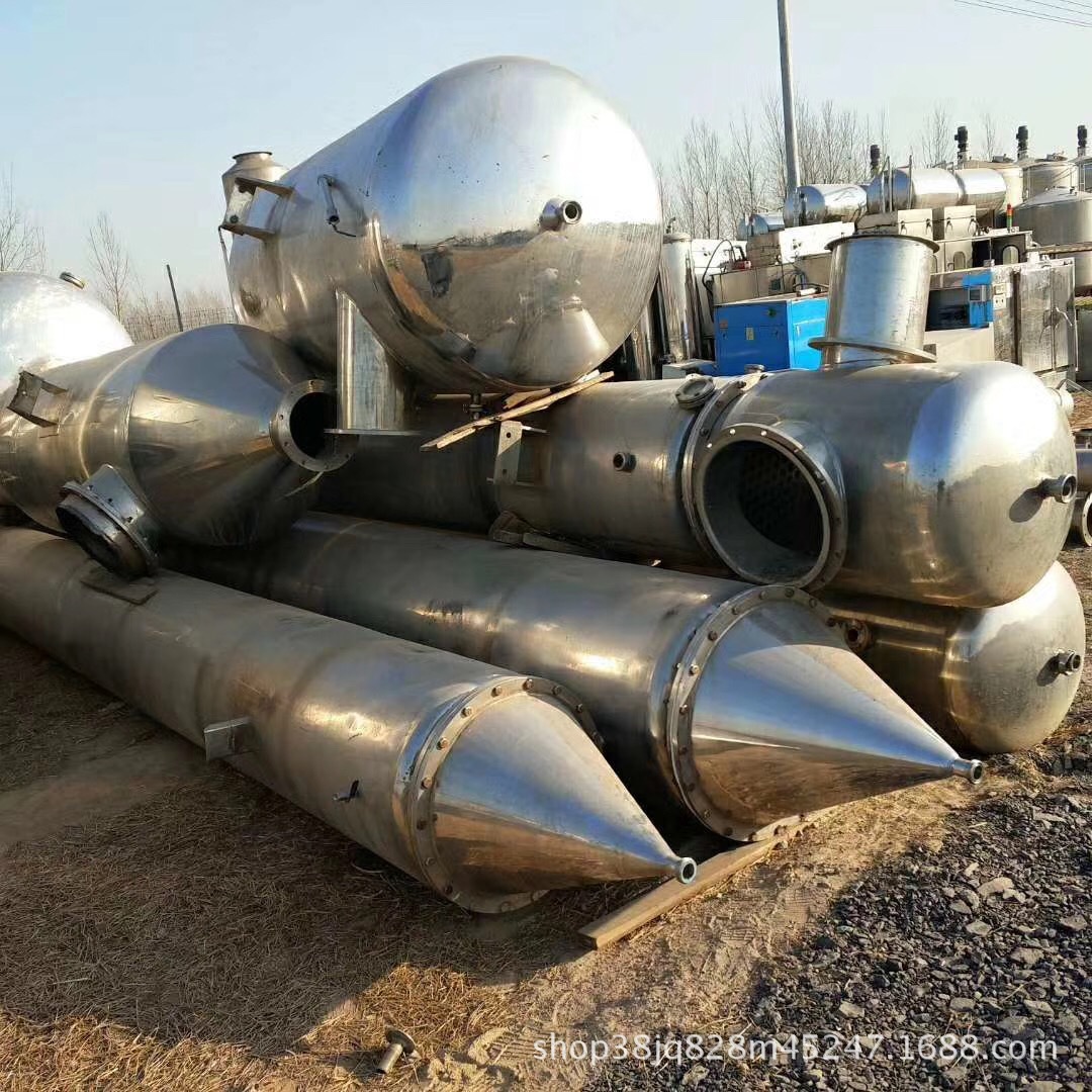低价处理二手蒸发器，二手降膜蒸发器二手三效四体20吨降膜蒸发器