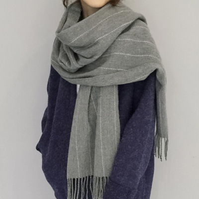 Colored woolen scarf for students