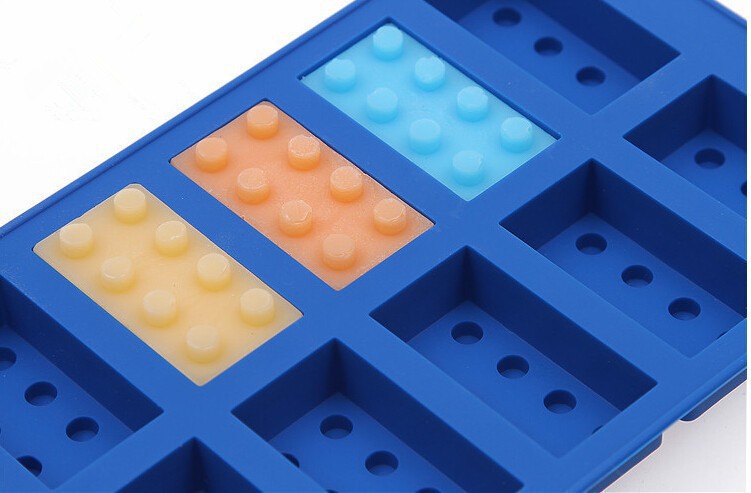 3106728592_926467476