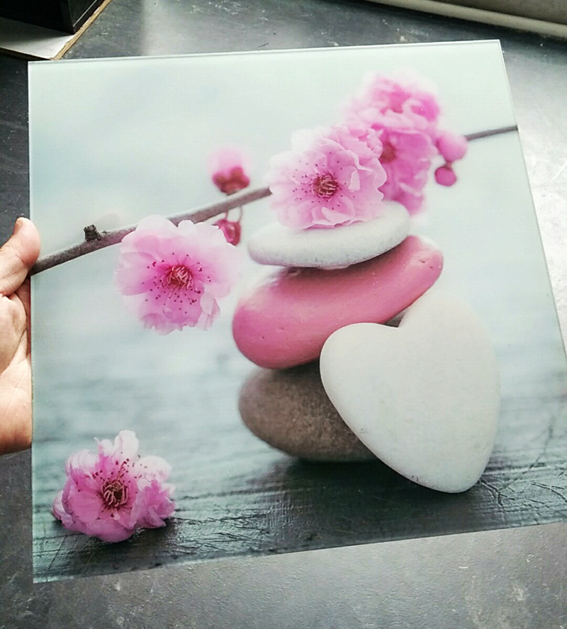 深圳实惠数码UV打印亚克力版画颜色亮丽鲜明厂家直销批发