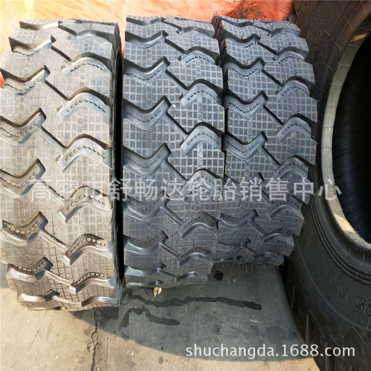 现货供应20.5/70-16工程机械轮胎 20铲车轮胎 推土机轮胎